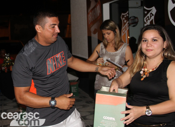 [21-12] Ceará promoveu confraternização para funcionários - 02 - 19