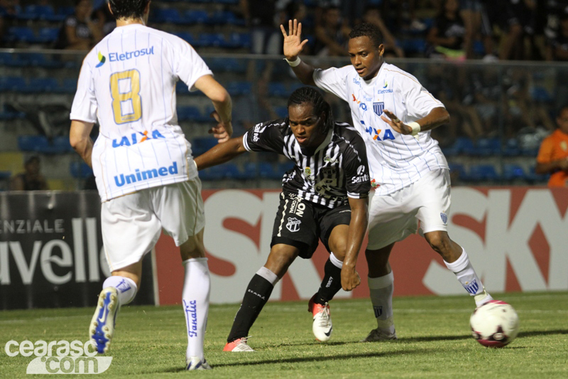 [02-11] Ceará 0 x 1 Avaí - 02 - 7