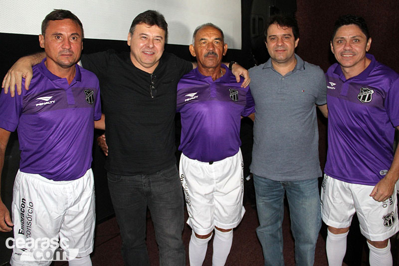 [24-10] Lançamento do novo uniforme do Vozão - 25