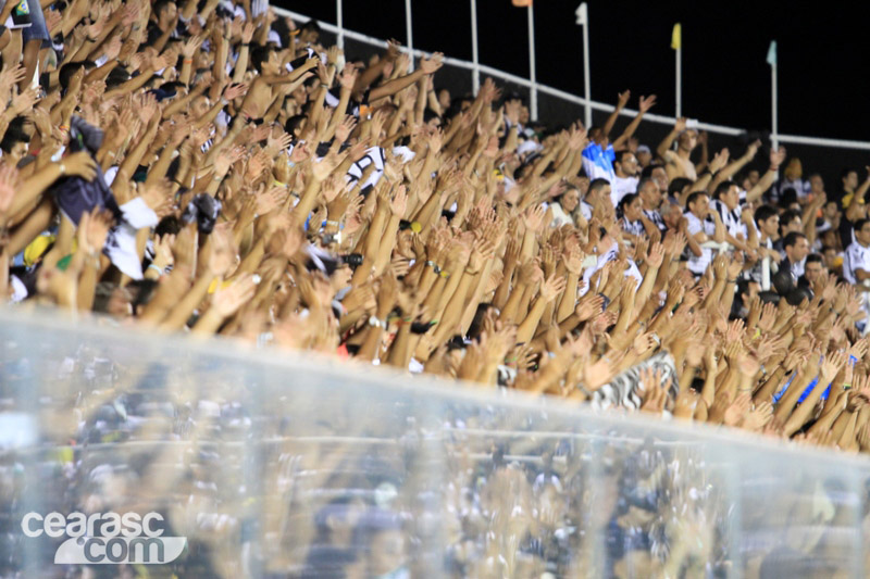 [28-02] Ceará 5 x 1 Vitória - Torcida - 22