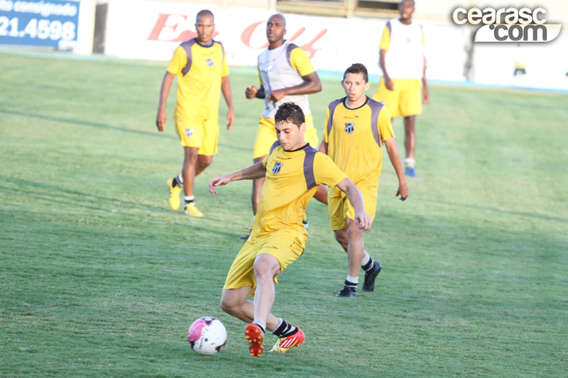 [20-08] Treino físico-técnico - 10