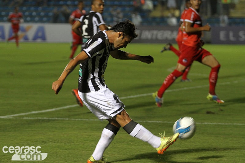 [10-03] Ceará 1 x 0 River/PI - 11
