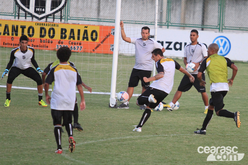 [03-03] Reapresentação + Treino técnico - 13
