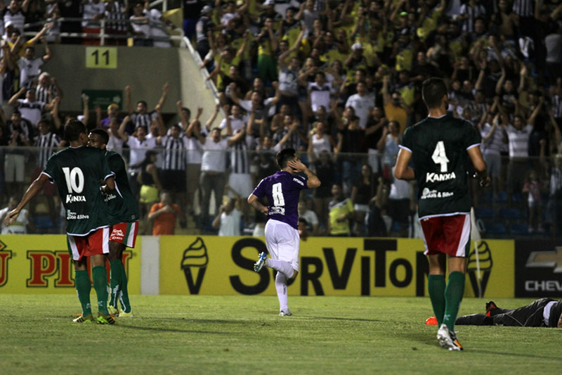Momentos do meia Ricardinho no Vozão - 12