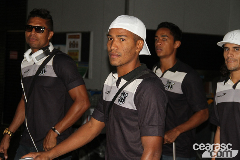 [06-08] Ceará viaja para Goiânia-GO - 11