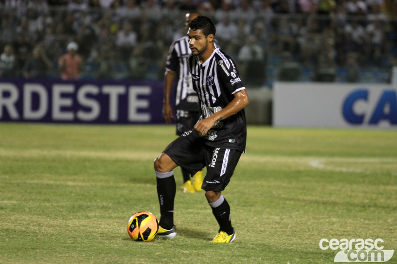 Ceará 0 x 2 Vitória - 02 - 6