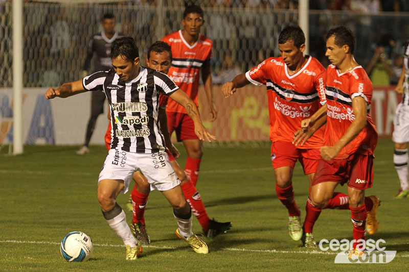 [10-03] Ceará 1 x 0 Ríver - 03 - 6
