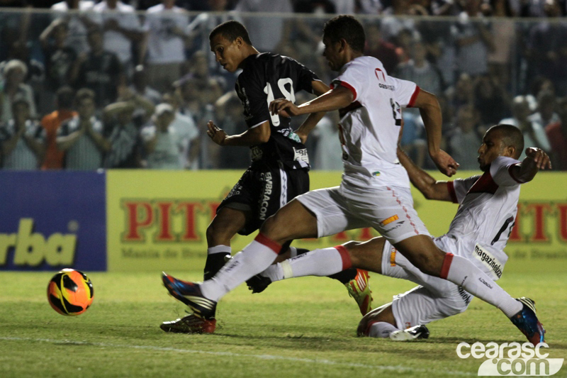 Ceará 0 x 2 Vitória - 02 - 11