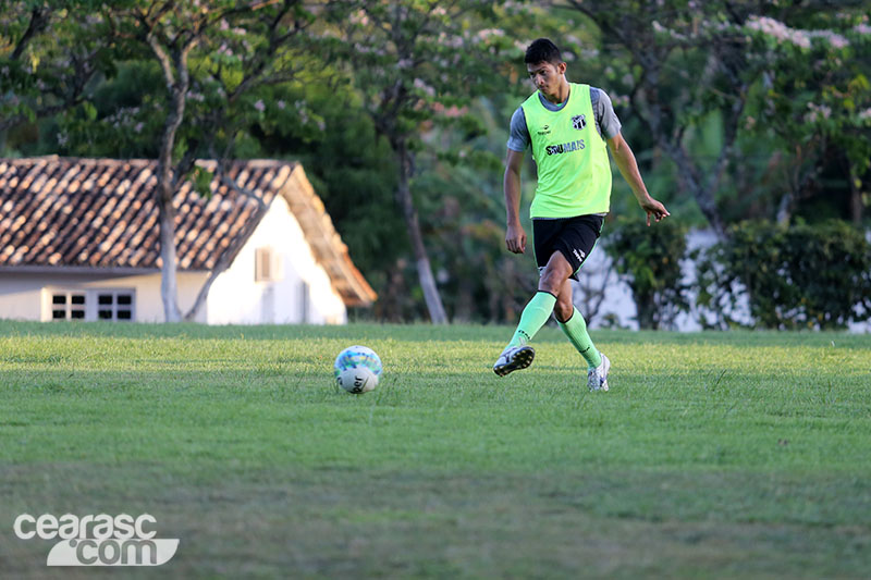 [11-12-2016] Treino Técnico + Tático - Sub 20 - 33