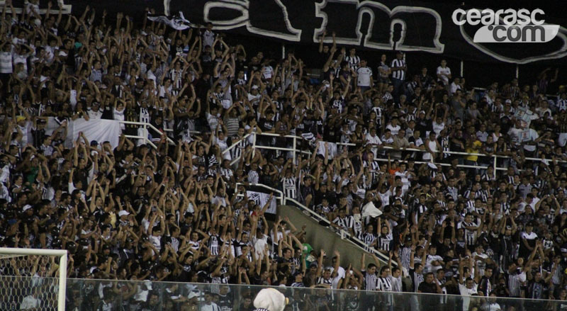 [24-08] Ceará 1x3 Vitória-TORCIDA - 3