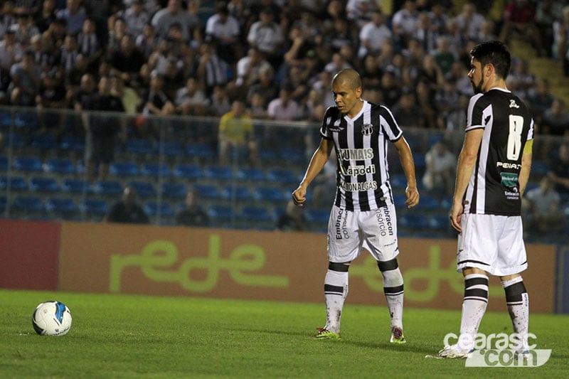 [10-03] Ceará 1 x 0 Ríver - 03 - 12