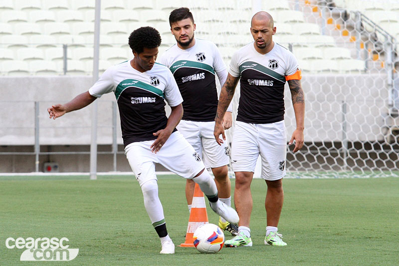 [25-11] Treino coletivo - Castelão - 5