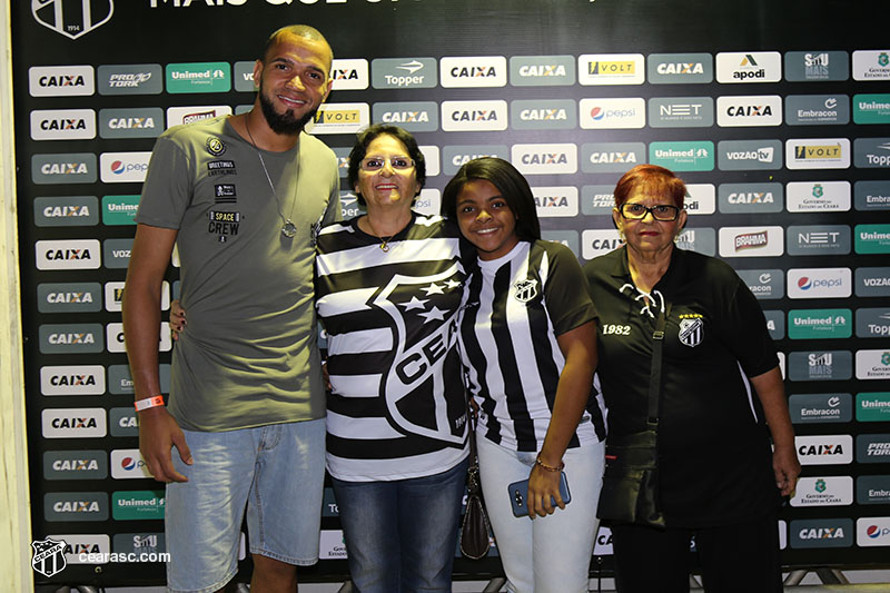 [13-07-2017] Lancamentos dos Uniforme - Convidados1 - 14