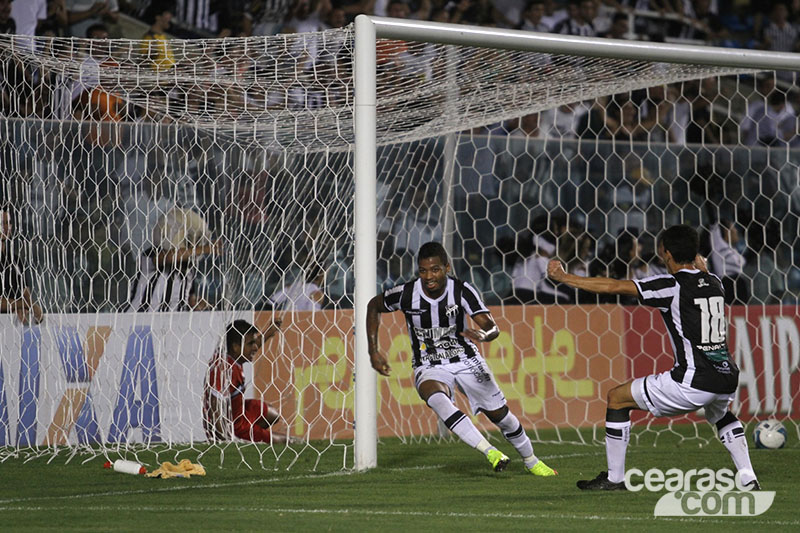 [10-03] Ceará 1 x 0 Ríver - 03 - 17