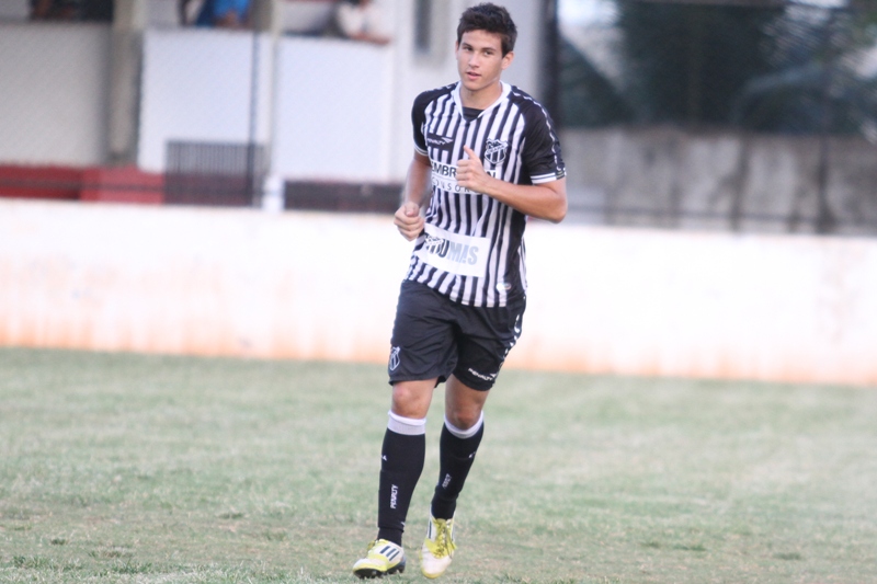 [02-04] Ferroviário  3 x 4 Ceará - SUB-20 - 32