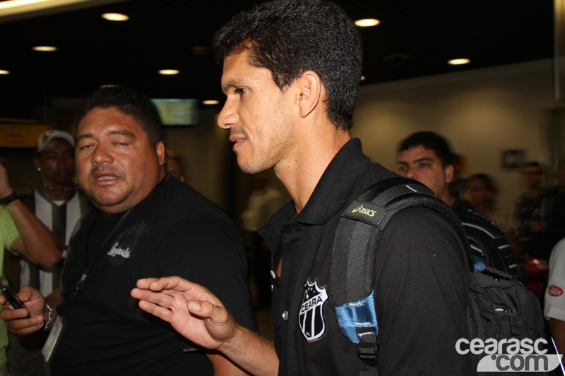 [18-02] Delegação desembarca na Capital Cearense - 15