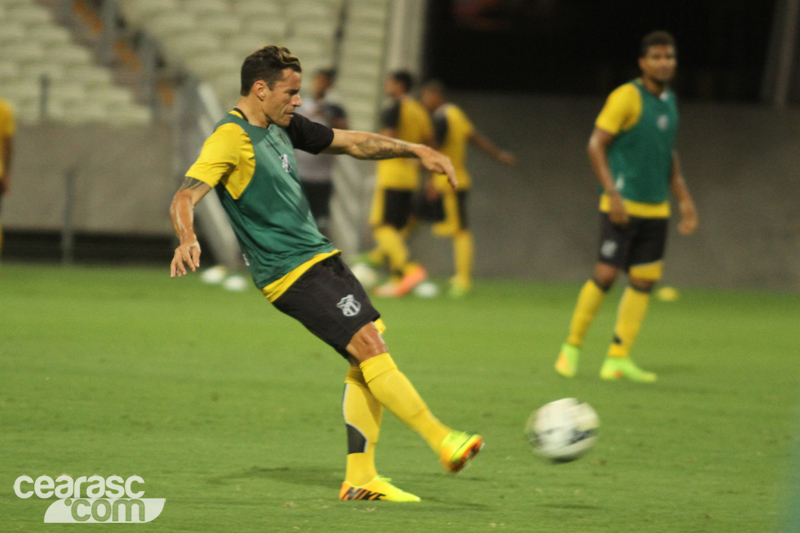 [12-08] Treino coletivo - Castelão - 23