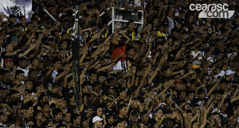 [24-08] Ceará 1x3 Vitória-TORCIDA - 17
