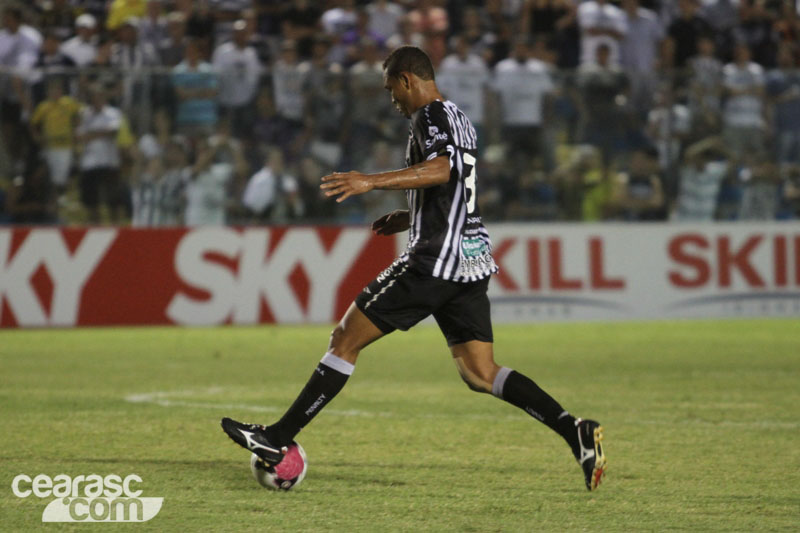 [24-08] Ceará 1 x 3 Vitória - 12
