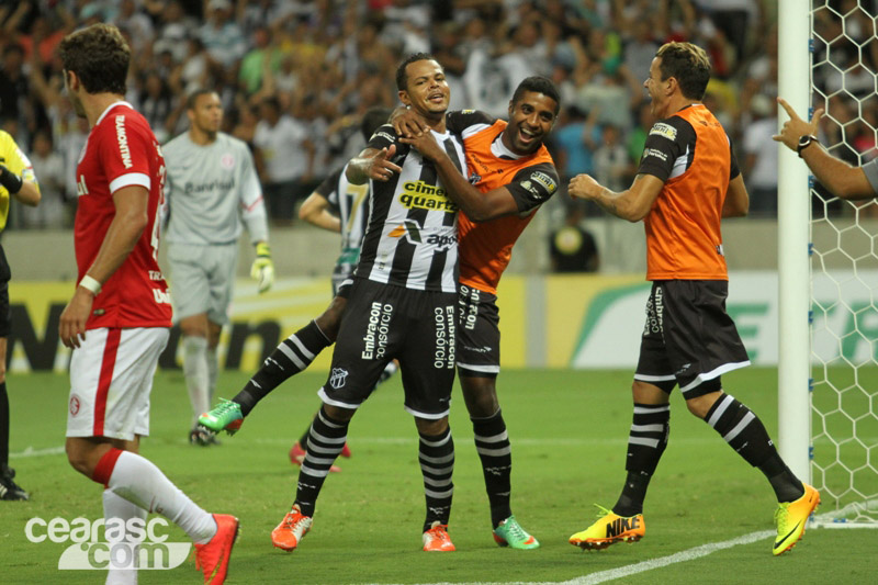 [13-08] Ceará 3 x 1 Internacional - 30