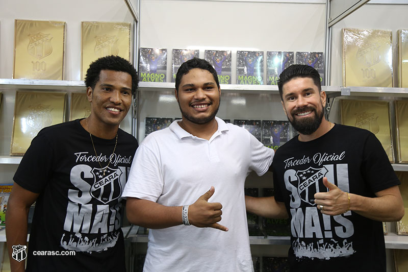 [18-04-2017] XII Bienal Internacional do Livro Part. 1 - 37