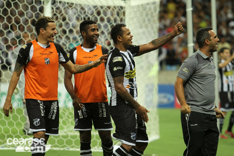 [13-08] Ceará 3 x 1 Internacional - 33