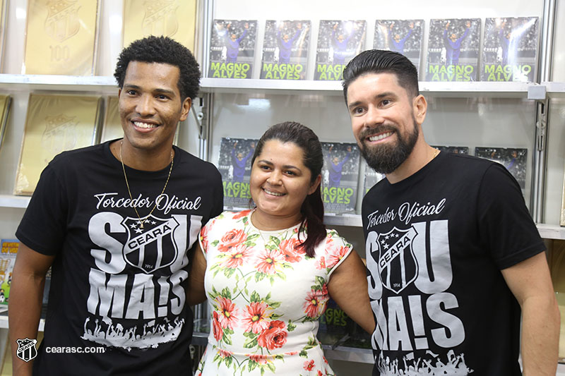 [18-04-2017] XII Bienal Internacional do Livro Part. 2 - 3