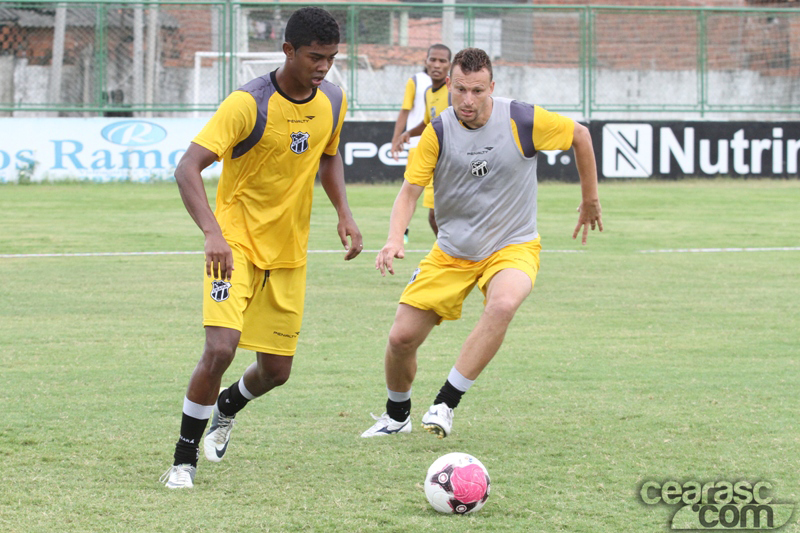 [04-01] Treino Físico e Técnico - 12