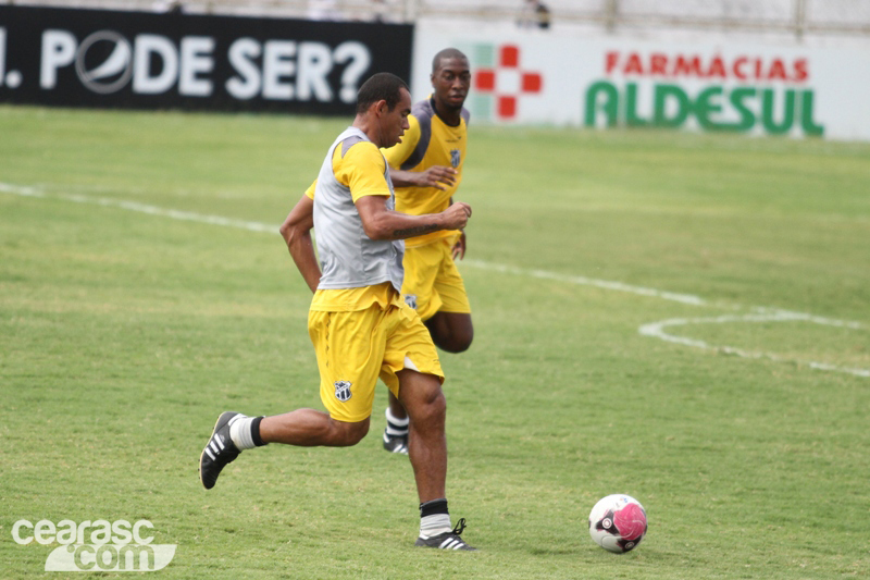 [26-08] Treino físico-técnico - 17