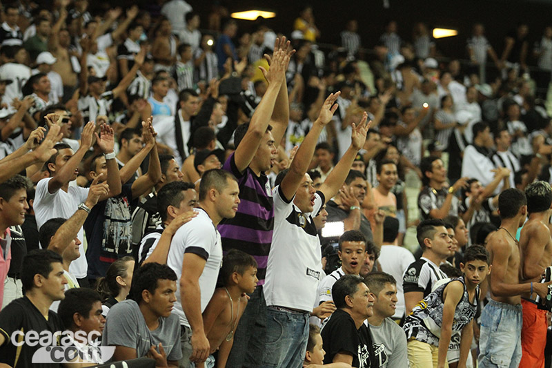 [13-08] Ceará 3 x 1  Internacional - TORCIDA - 45