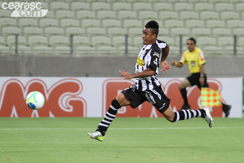 [19-04] Ceará 1 x 0 Oeste - 15