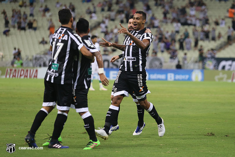 Ceará 2 x 0 Juventude - 17