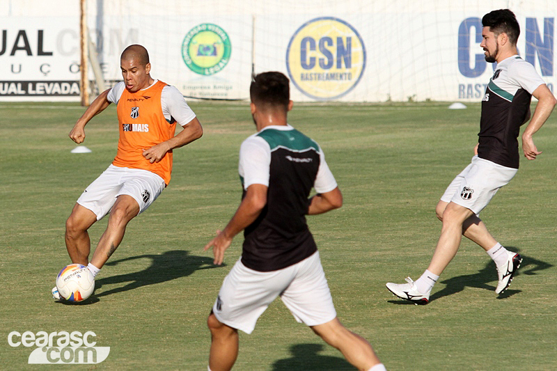 [23-09] Treino coletivo - Cidade Vozão - 9