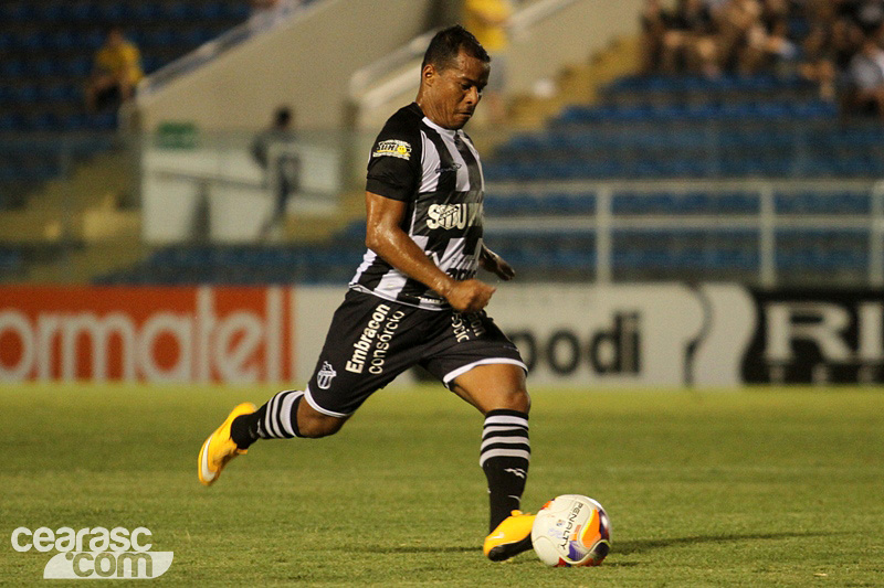 [14-02] Ceará  4 x 3 Maranguape - 19