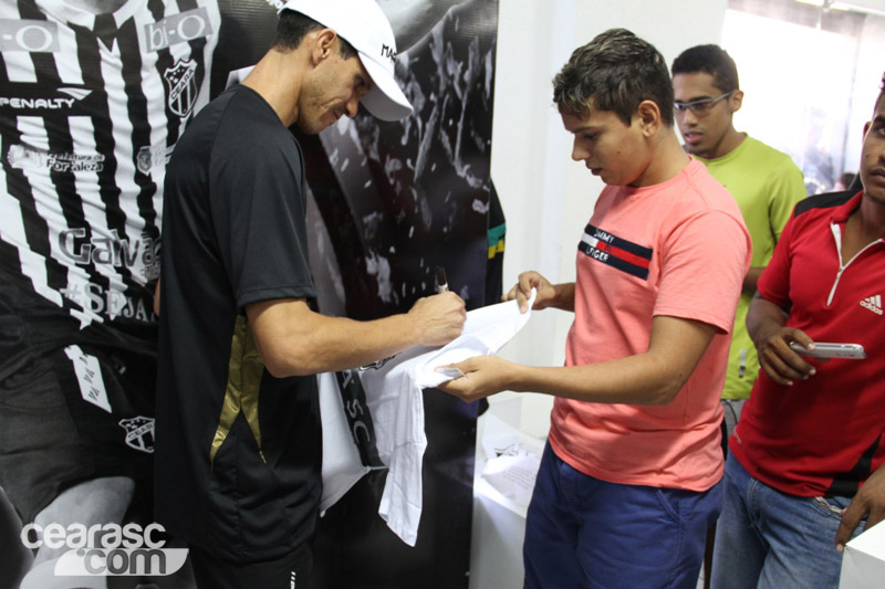 [22-04] Autógrafos com Magnata - Sou Mais Sede  - 13