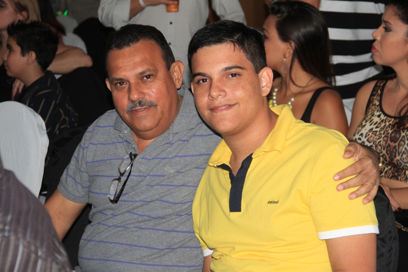 [30-01] Lançamento dos novos uniformes alvinegros com Nicole Bahls - 01 - 11