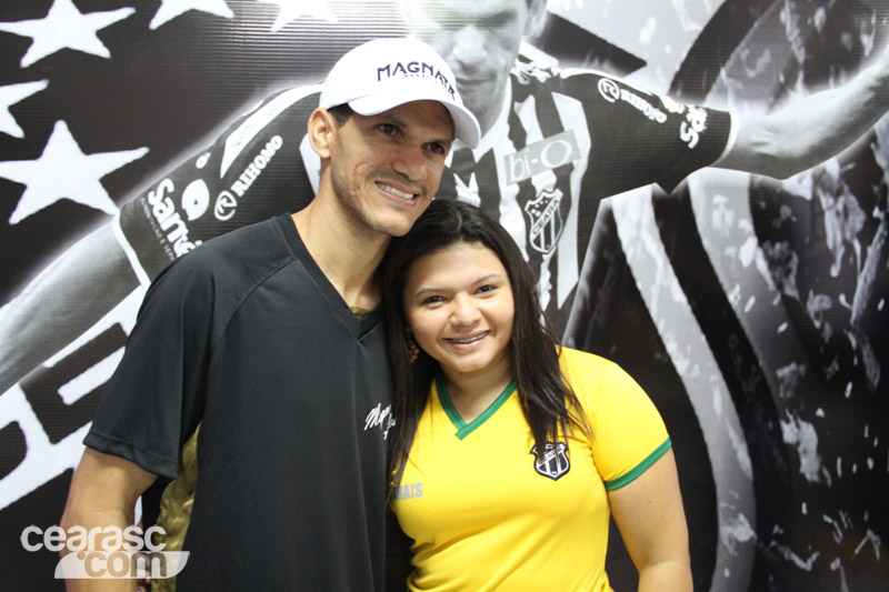 [22-04] Autógrafos com Magnata - Sou Mais Sede  - 40