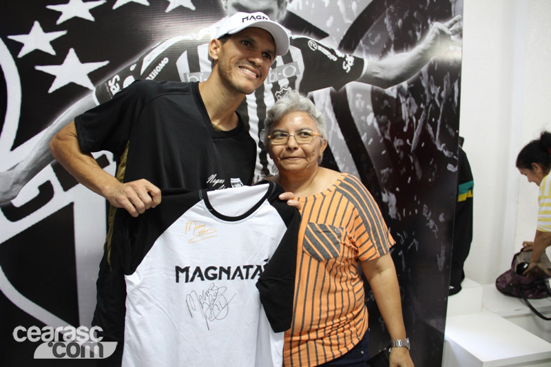 [22-04] Autógrafos com Magnata - Sou Mais Sede  - 70