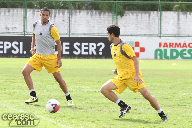 [08-01] Treino tático e finalizações - 11