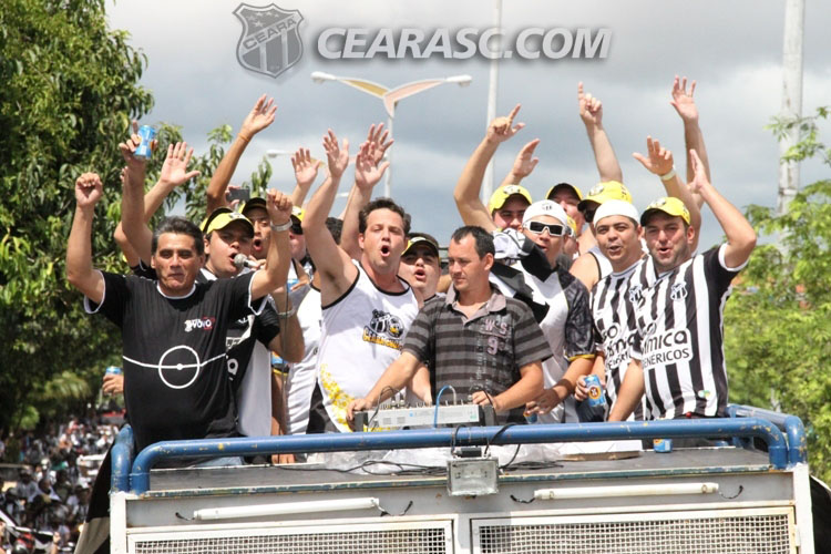 [15-05] Carreata Alvinegra - 11