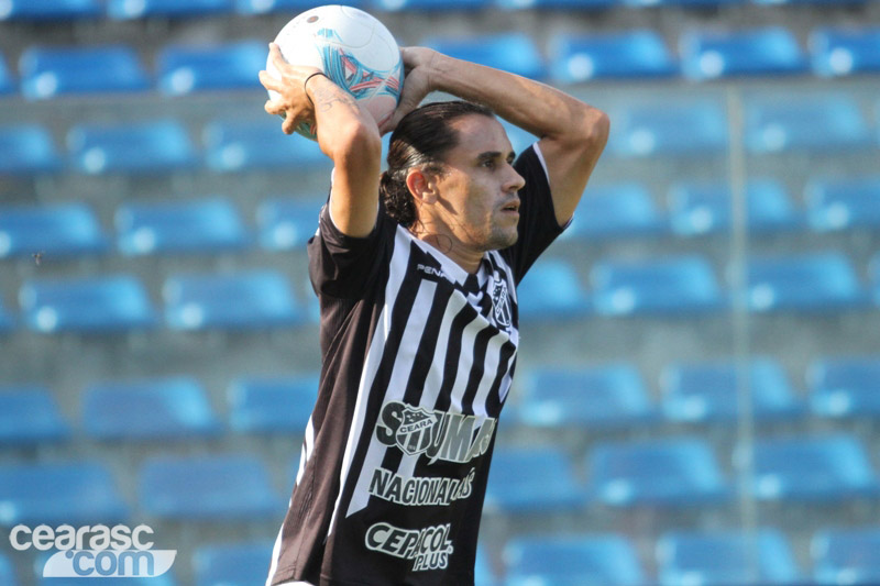 [10-03] Tiradentes x Ceará - 13