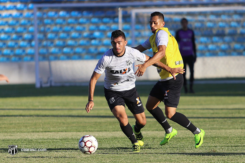 [23-08-2017] Treino Coletivo - Campo reduzido - 50