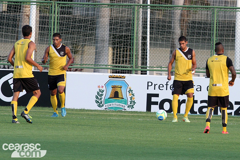 [10-01] PréTemporada - Treino coletivo - 8