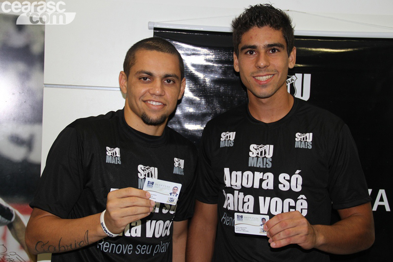 [13-04] Felipe Azevedo e Everton na loja oficial - 1