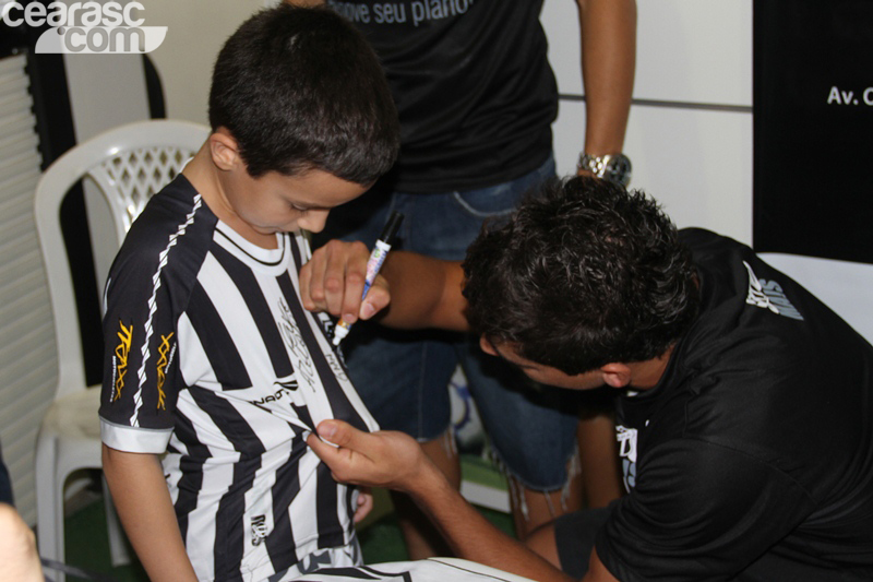 [13-04] Felipe Azevedo e Everton na loja oficial2 - 6