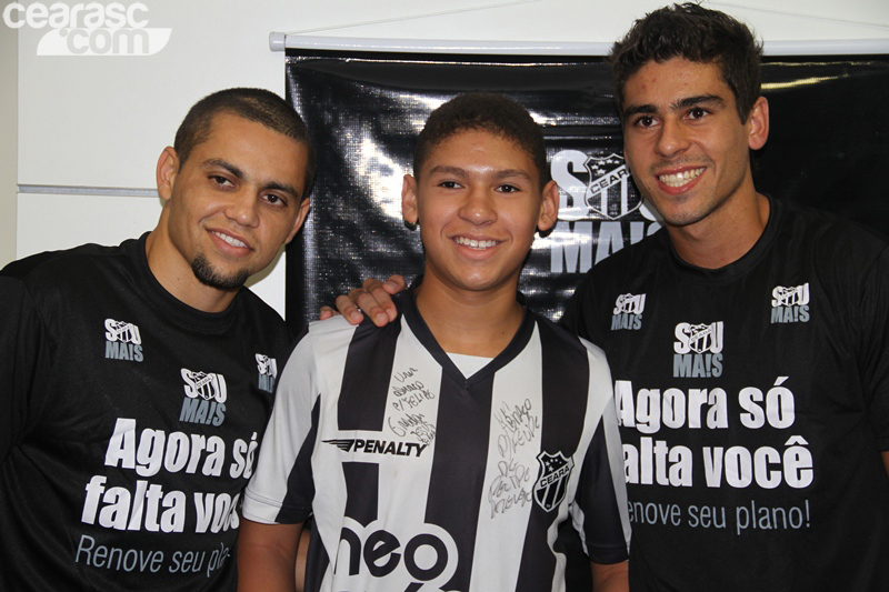 [13-04] Felipe Azevedo e Everton na loja oficial2 - 8