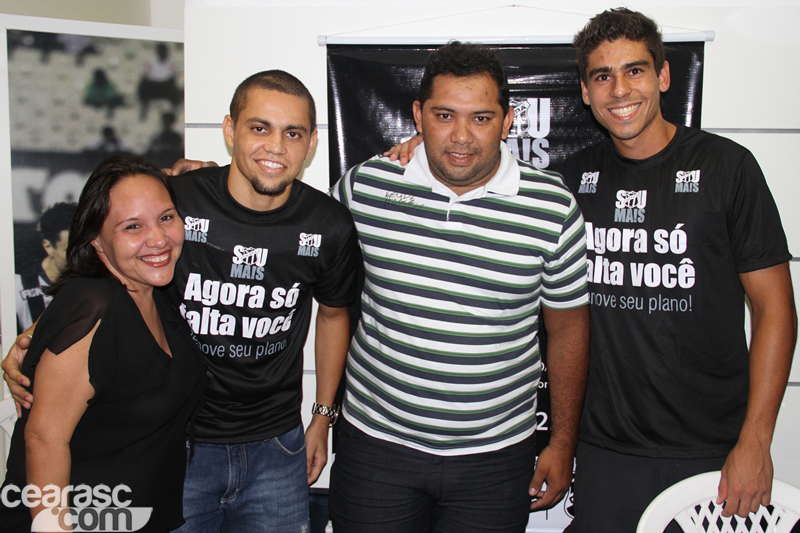 [13-04] Felipe Azevedo e Everton na loja oficial2 - 17