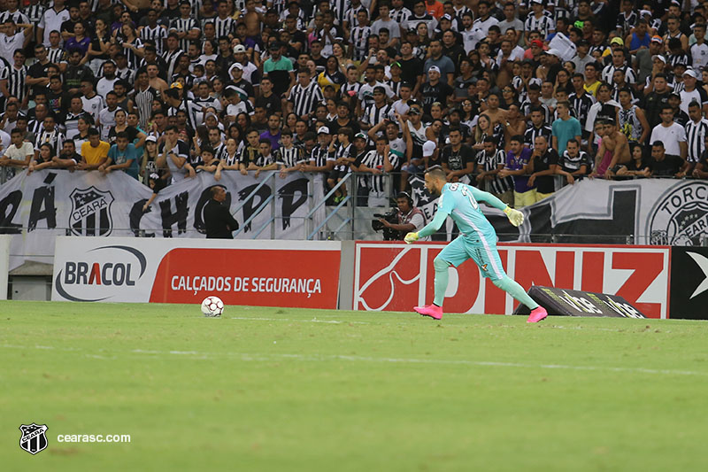 [17-10-2017] Ceara 1 x 0 Parana part2 - 16
