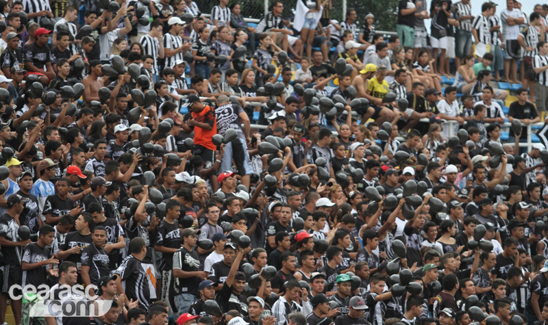 [15-04] Tiradentes 1 x 3 Ceará - TORCIDA - 2