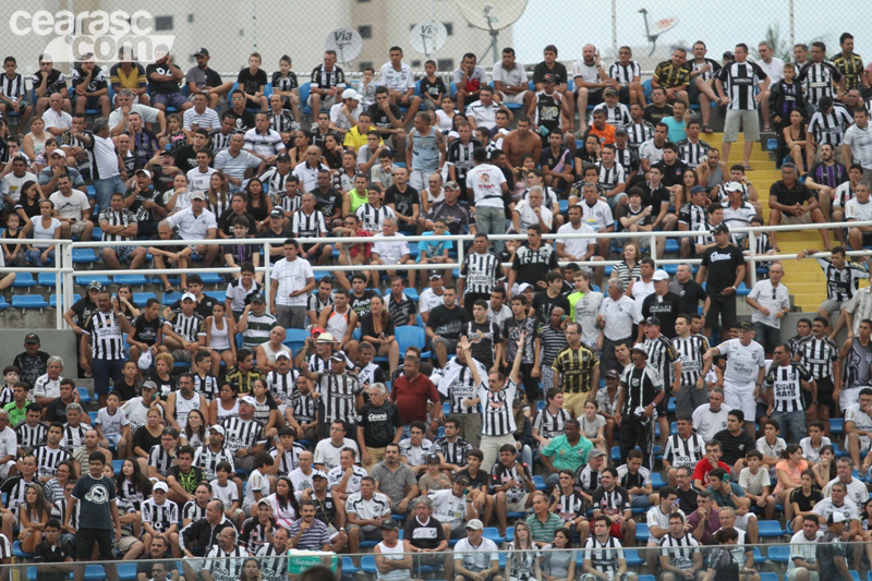 [15-04] Tiradentes 1 x 3 Ceará - TORCIDA - 6